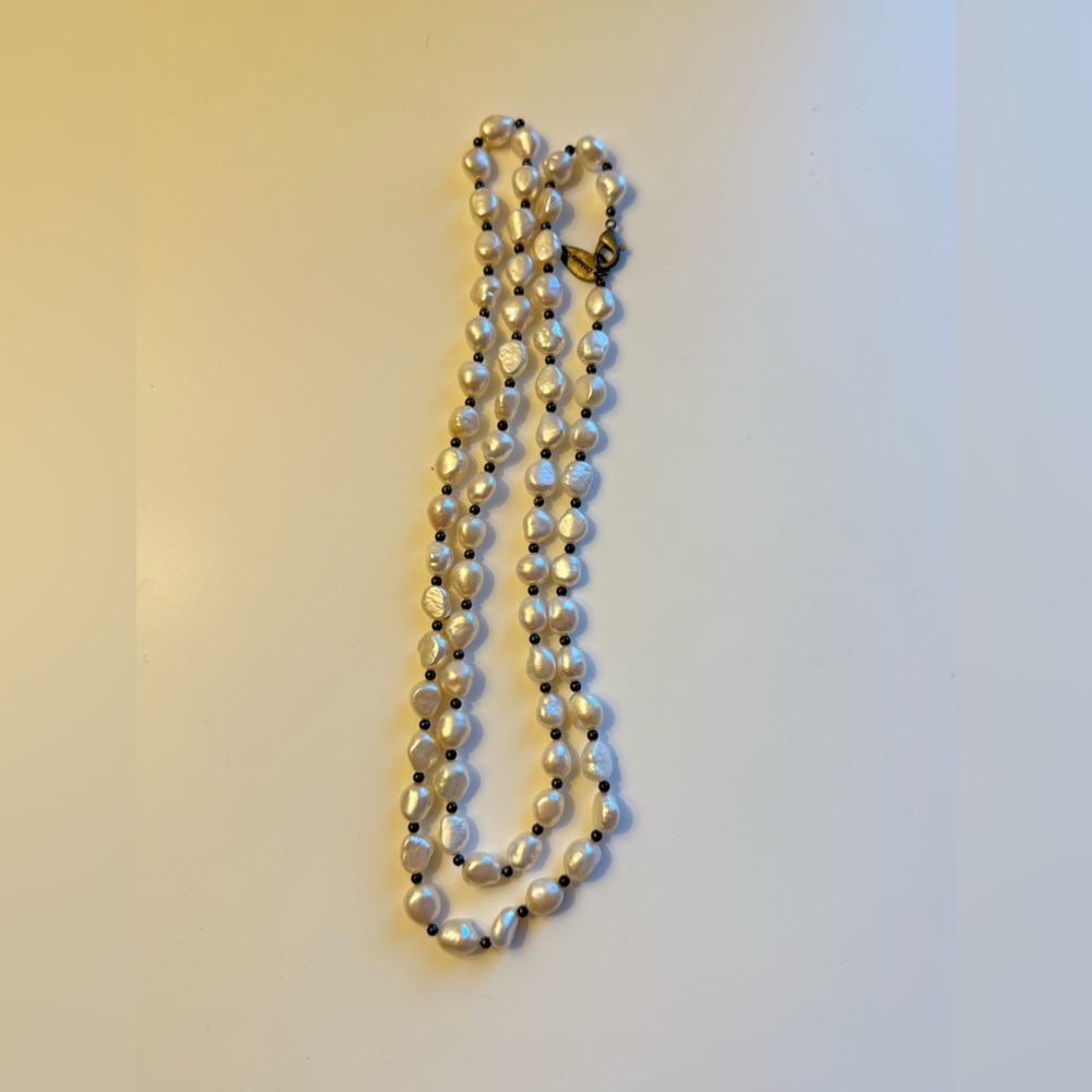 Bead Necklace - Picture 2 of 4
